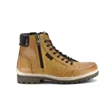 Bota acordonada de cuero color marrón con cierre lateral, suela dentada y detalles de costuras.
