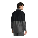 Campera deportiva Under Armour negra con cierre frontal, cuello alto y logo blanco en el pecho.
