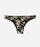Conjunto de bikini con corpiño triangular y bombacha clásica, confeccionado en microfibra estampada con diseño tie dye.