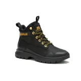 Bota Caterpillar de cuero nobuck impermeable color negro, con cordones amarillos y suela de goma. Presenta el logo de la marca en el lateral y en la lengüeta. Cuenta con forro interno de nylon en malla suave y plantilla acolchada de espuma. Incorpora tecnología probiótica CLEANSPORT NXT para controlar el mal olor y tecnología Waterproof para garantizar resistencia al agua.