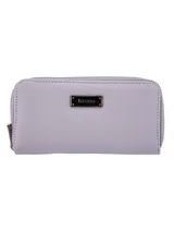 Monedero rojo de simil cuero con doble cierre metálico y logo Terrano en el frente.