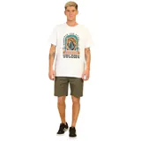 Remera blanca de algodón con estampa en el frente de un portal con el logo de Volcom y la frase 'Embrace the Strange'.