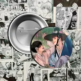 Pin metálico con ilustración de dos personajes masculinos de la serie "Pintor nocturno".