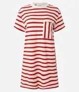 Vestido corto tipo t-shirt a rayas horizontales blancas y negras, con cuello redondo y bolsillo en el pecho.