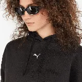 Buzo negro Puma ESS de corte holgado, con capucha ajustable con cordón, bolsillo tipo canguro y logo pequeño estampado en el pecho.