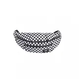Riñonera Vans con estampado a cuadros blancos y negros, con dos compartimentos con cierre de cremallera y correa ajustable con hebilla.