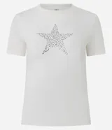 Remera de manga corta y cuello redondo, color blanco, confeccionada en algodón con elastano. Presenta una aplicación frontal de ojales metálicos formando una estrella.