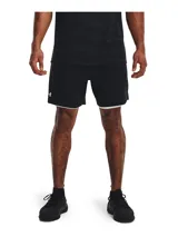 Short deportivo Under Armour modelo Vanish Woven 2in1 para hombre, color gris con calza interior negra. Confeccionado en tejido ligero, duradero y transpirable de secado rápido.
