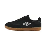 Zapatillas urbanas Umbro Track de hombre, color negro con logo blanco y suela marrón.