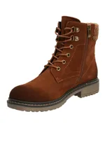 Botín acordonado color marrón de cuero gamuzado con cuello tejido en color beige.