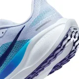 Championes de running Nike Air Zoom Pegasus 41, color negro con detalles en blanco.