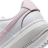 Championes Nike Court Vision Alta de mujer, color blanco con detalles en rosa.