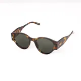 Lentes de sol con montura de carey y lentes oscuros.