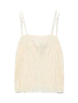 Top color crema con textura plisada, escote cuadrado y breteles finos regulables.