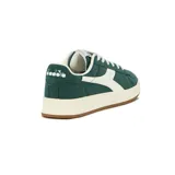 Championes Diadora Champion Lifestyle color verde con detalles en blanco y suela color caramelo.