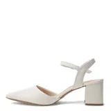 Zapato de mujer Bottero color blanco roto, estilo cerrado en punta fina con taco block. Posee una tira fina con hebilla que rodea el tobillo.