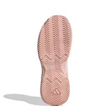 Championes deportivos Adidas Game Court 2, color blanco con detalles en rosado pálido en las tres franjas laterales, forro interior y suela exterior. Presentan una construcción de malla transpirable y refuerzos sintéticos.