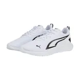 Championes Puma All Day Active de hombre, color negro con detalles en blanco y rojo.