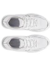 Championes Under Armour Apparition Tech blancos con detalles en gris. Zapatillas de running retro con amortiguación UA HOVR y detalles de cuero en la parte superior.