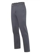 Pantalón de hombre RKF modelo Turin, estilo chino, color gris, corte moderno, tiro medio, con tecnología Natural Flex.