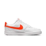 Championes Nike Court Vision Lo NN de hombre, color blanco con detalles en naranja.