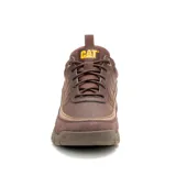 Zapatillas Caterpillar Versage Lo color marrón con detalles en amarillo.
