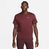 Remera de running Nike Dri-FIT UV de manga corta, color borgoña jaspeado con logo en blanco.
