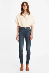Jeans Levi's® Mile High Super Skinny de tiro alto, color azul oscuro, ajustados en cadera y muslos, con pierna súper ajustada y stretch.