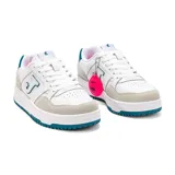 Championes urbanos Joma Attica Lady, color blanco con detalles en verde y beige. Confeccionados en cuero y suela de goma.