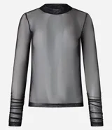 Blusa de tule transparente color negro, con cuello alto y mangas largas.
