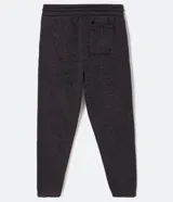 Pantalón de jogging gris jaspeado, con cintura elástica ajustable con cordón, bolsillos laterales y corte ajustado en los tobillos.