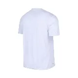 Remera blanca de entrenamiento para hombre, marca Topper, de corte clásico y manga corta.