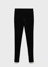 Pantalón negro de tejido de punto ligero con cintura elástica, corte slim fit, diseño largo, detalle de costuras y cierre con cremallera en los bajos.