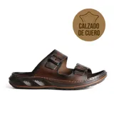 Sandalias de cuero marrón con doble tira ajustable con hebilla, suela de goma y plantilla anatómica.