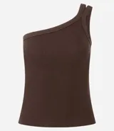 Blusa de rib color marrón, con escote asimétrico de un solo hombro y doble asa.