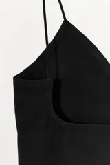 Bralette blanco de modal con escote pico y tirantes finos.