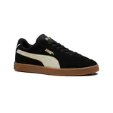 Championes Puma Club II Era Suede para hombre, de estilo casual, color negro con detalles en blanco y suela marrón.