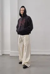 Pantalón baggy color crema de poplin 100% algodón.