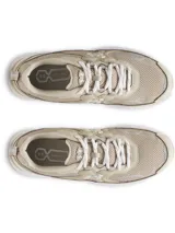 Championes Under Armour Apparition Tech color beige con detalles en blanco, de malla y cuero sintético. Cuentan con amortiguación UA HOVR™.