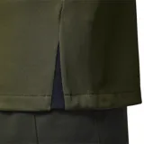 Camiseta de fútbol Nike Dri-FIT del Paris Saint-Germain, modelo Strike Fourth. Diseño en tonos verde oliva con detalles en dorado y negro. Incluye logo de Jordan, escudo del club y sponsor Qatar Airways.