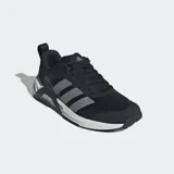 Championes de training Adidas color negro con detalles en gris y blanco.
