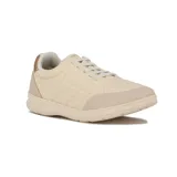 Championes deportivos Comfortflex color crema, con cordones elásticos y detalle de pespuntes en forma de rombos.