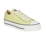 Championes Converse Chuck Taylor All Star Lift, color amarillo pastel, con plataforma blanca y detalles en negro.