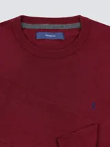 Buzo azul marino de algodón liviano, con cuello redondo y logo bordado al tono en el pecho.
