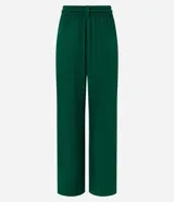 Pantalón recto verde esmeralda confeccionado en viscosa, con cintura elastizada, lazo ajustable y bolsillos laterales.