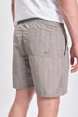 Short de baño color verde militar con estampado de espiga.