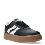Zapatillas deportivas negras con plataforma marrón y detalles en blanco.