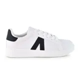 Zapatillas deportivas blancas con detalles en negro, diseño cómodo y versátil para uso diario.