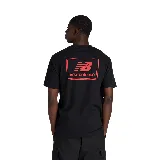 Camiseta negra de algodón con logo de New Balance en el pecho.
