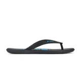 Ojotas Rider Style Surf negras con rayas horizontales celestes y diseño de olas en la plantilla.